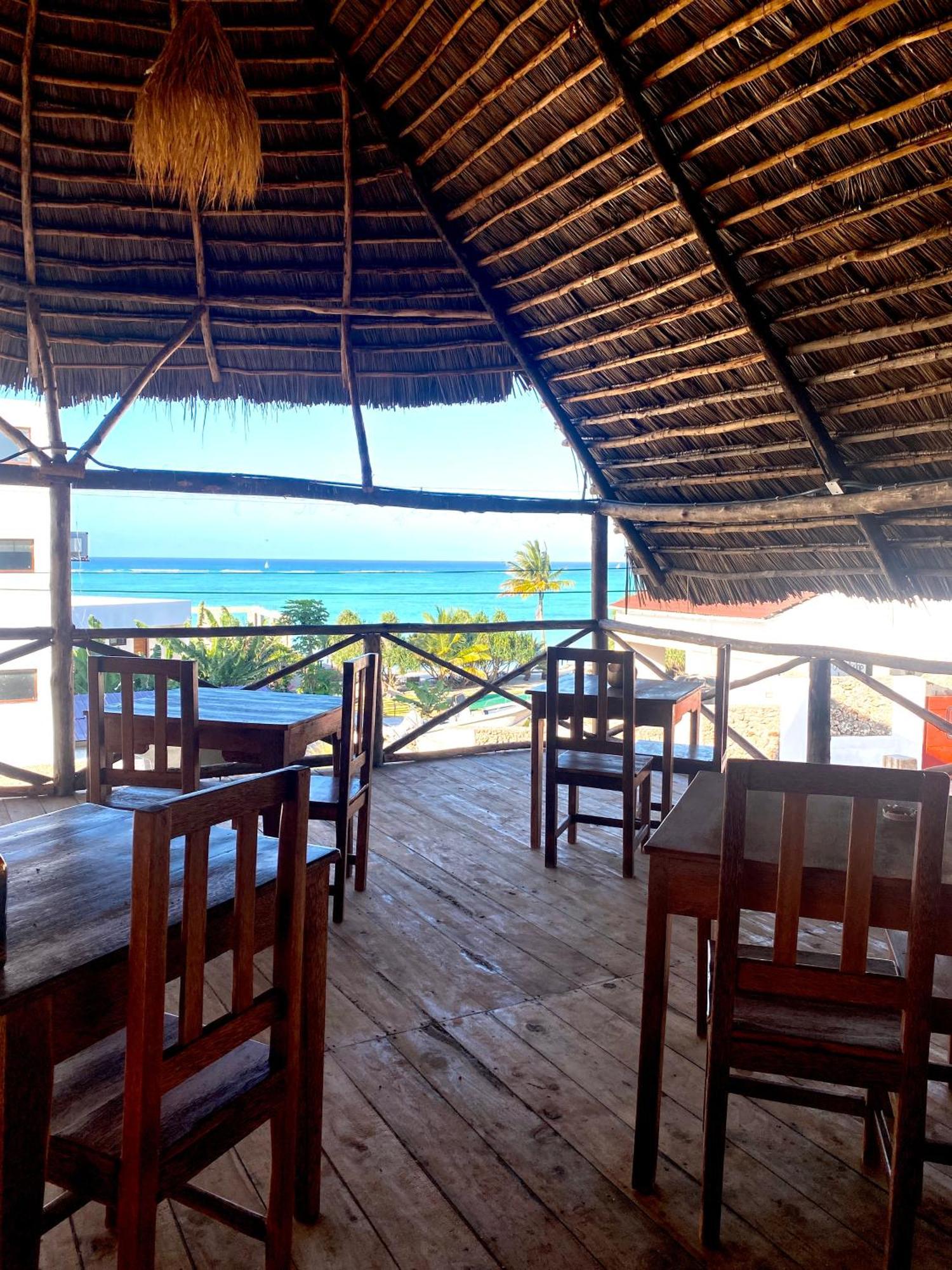 Kokopelli Bungalows Nungwi Luaran gambar