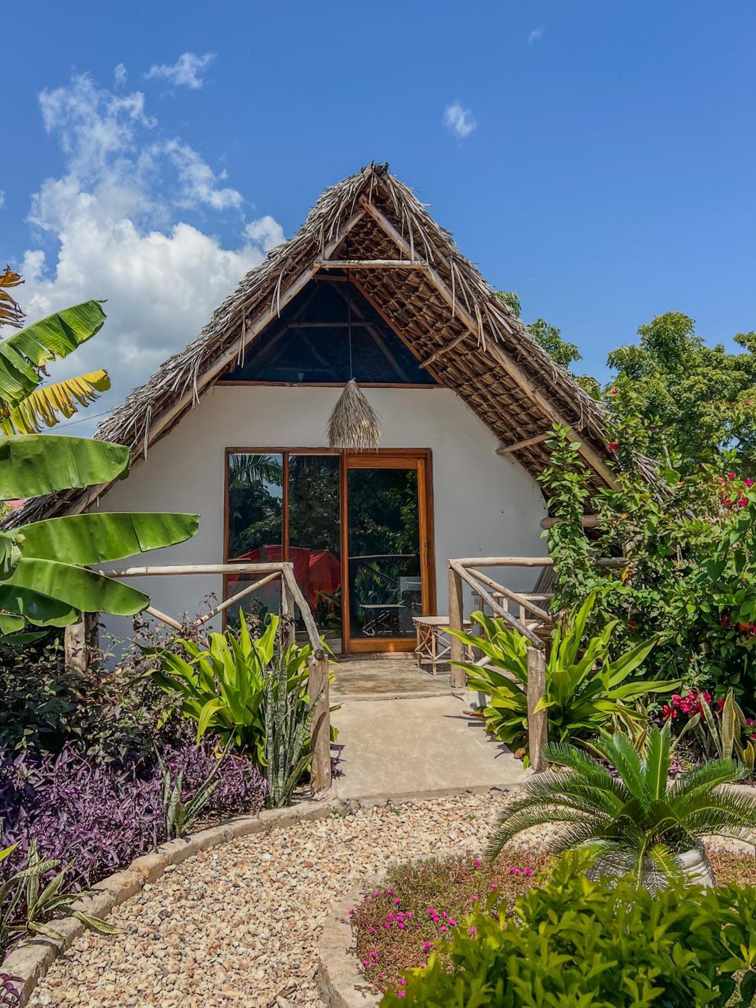 Kokopelli Bungalows Nungwi Luaran gambar
