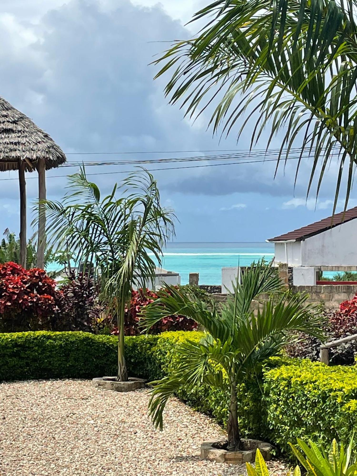 Kokopelli Bungalows Nungwi Luaran gambar
