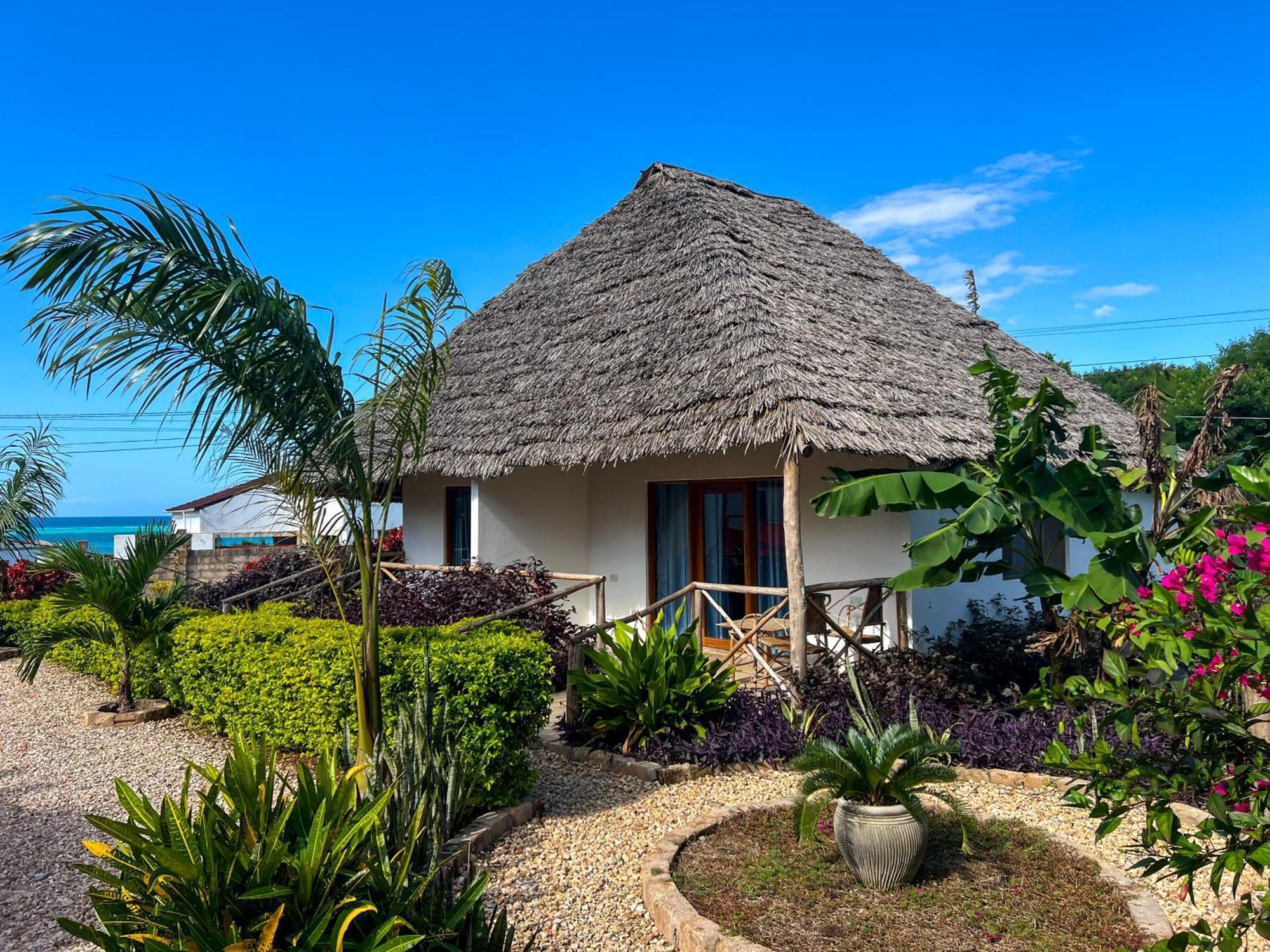 Kokopelli Bungalows Nungwi Luaran gambar